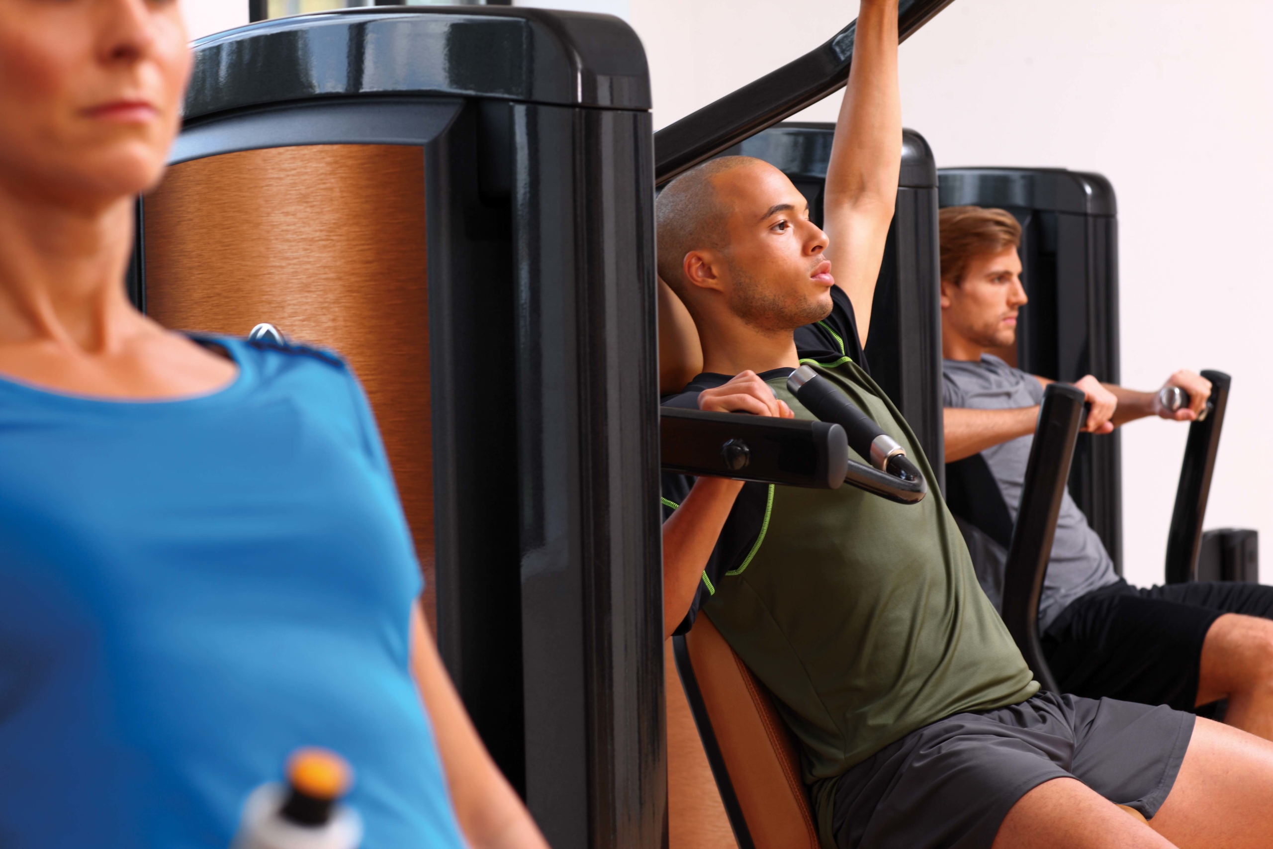 Supersets explained | Life Fitness